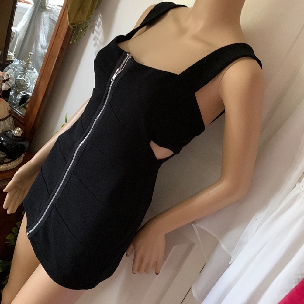 90s black zipper front cut out sides wide strap tunic tank top S M